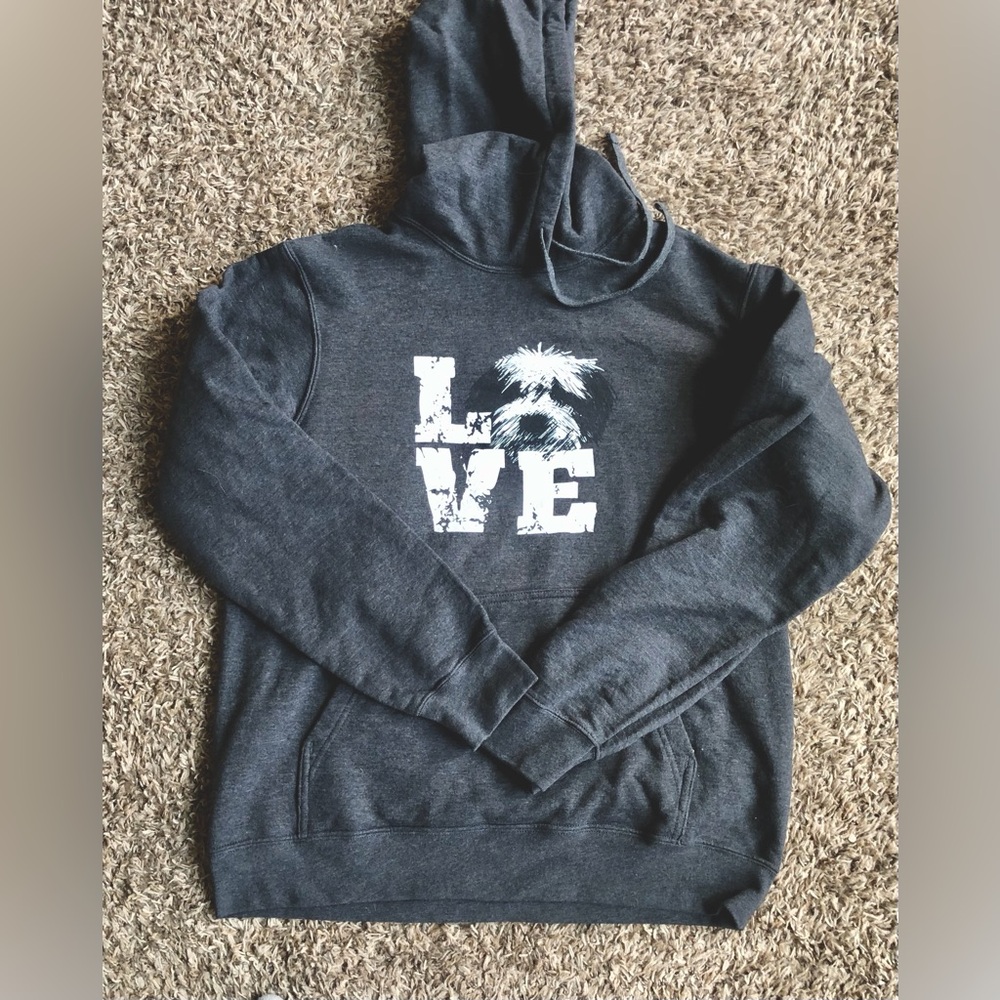 Love sheep doodle hoody sweatshirt.   Never wore.  Grey size medium
